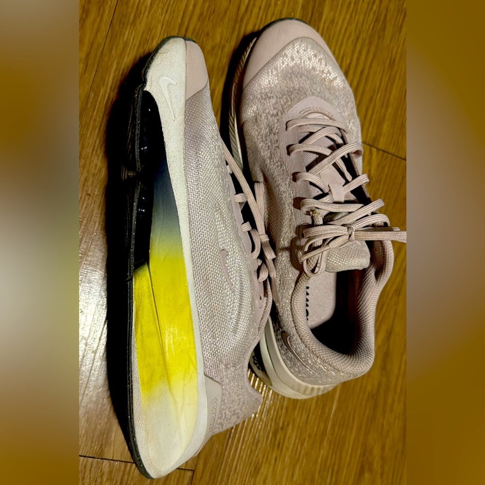 Nike versair womens 9
